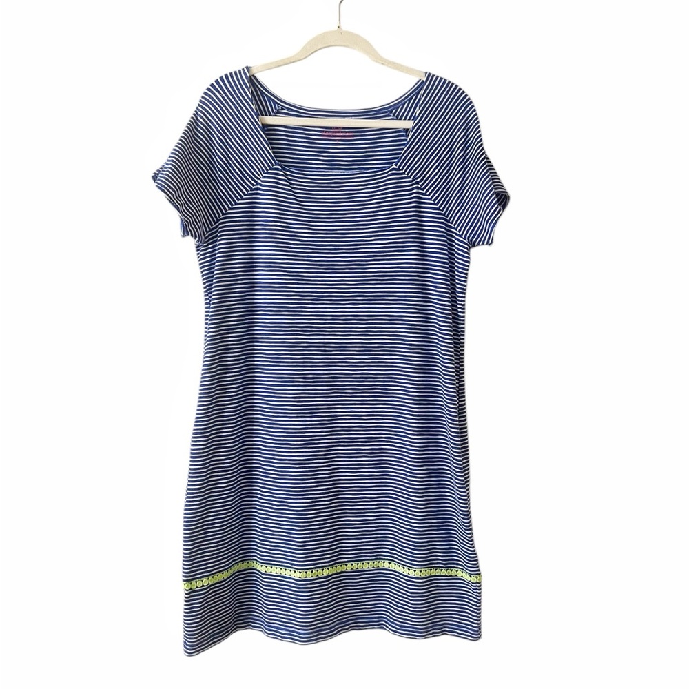 🐳 Vineyard Vines Blue and White Striped Dress